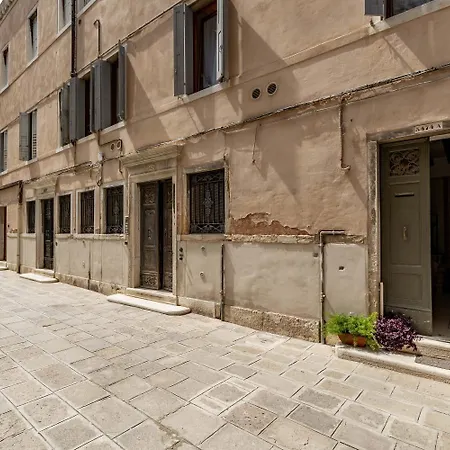Ca' Pestrin House - San Marco Square Lejlighed *