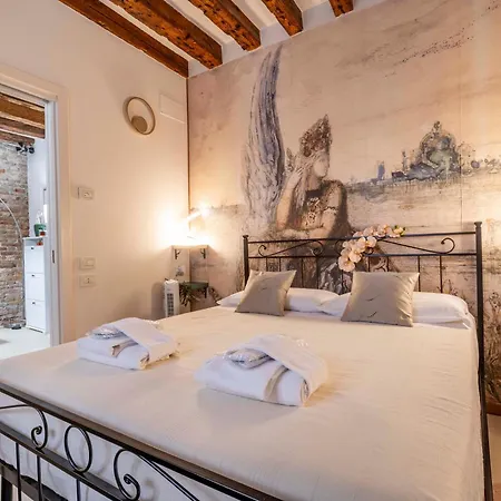 Ca' Pestrin House - San Marco Square *