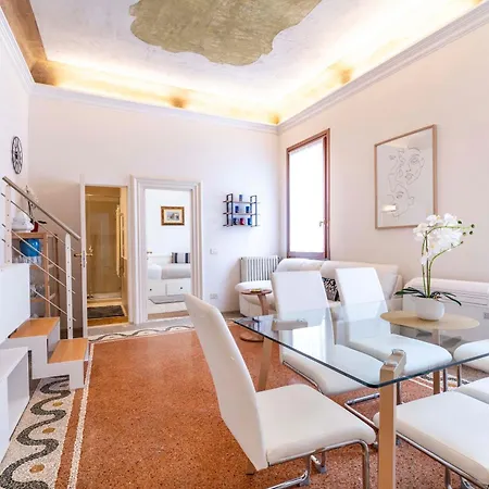 Ca' Pestrin House - San Marco Square Venice
